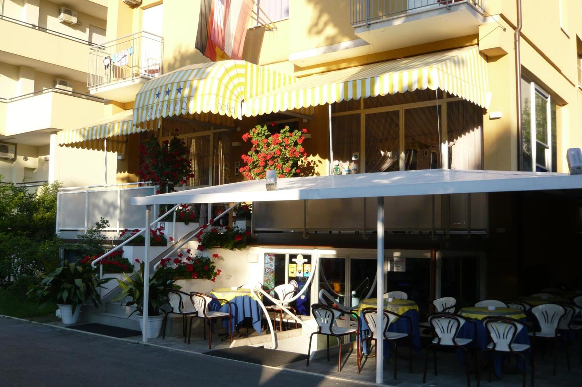 Hotel Giumer ريميني المظهر الخارجي الصورة